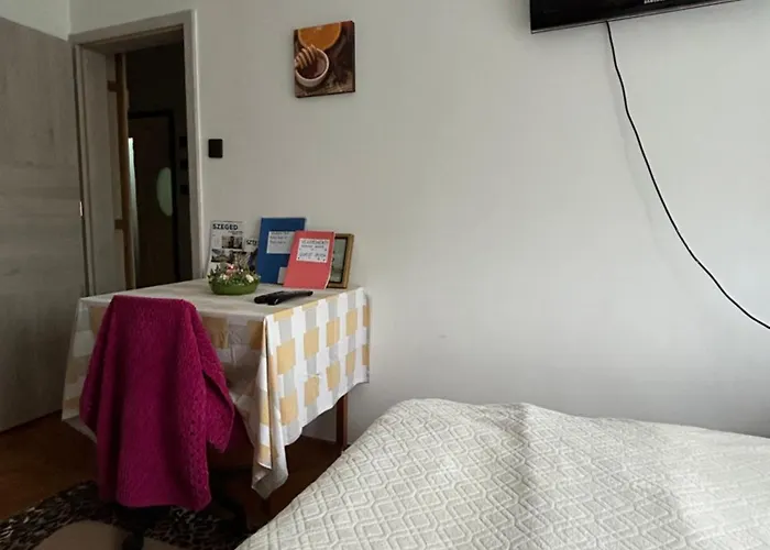 Kedves Kucko A Belvarosban